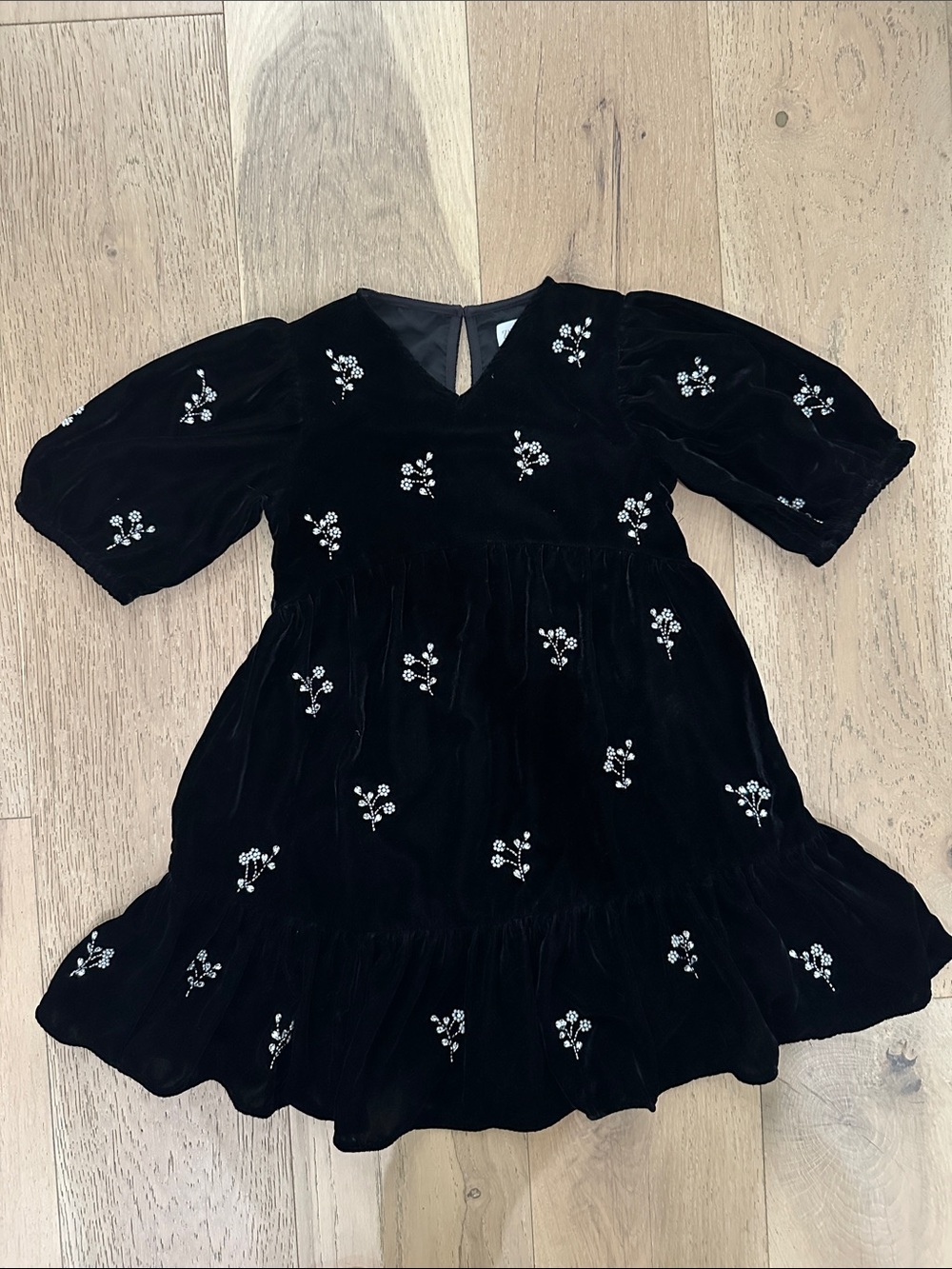 Black Velvet Flower Embroidered Puff-Sleeve Girls Dress